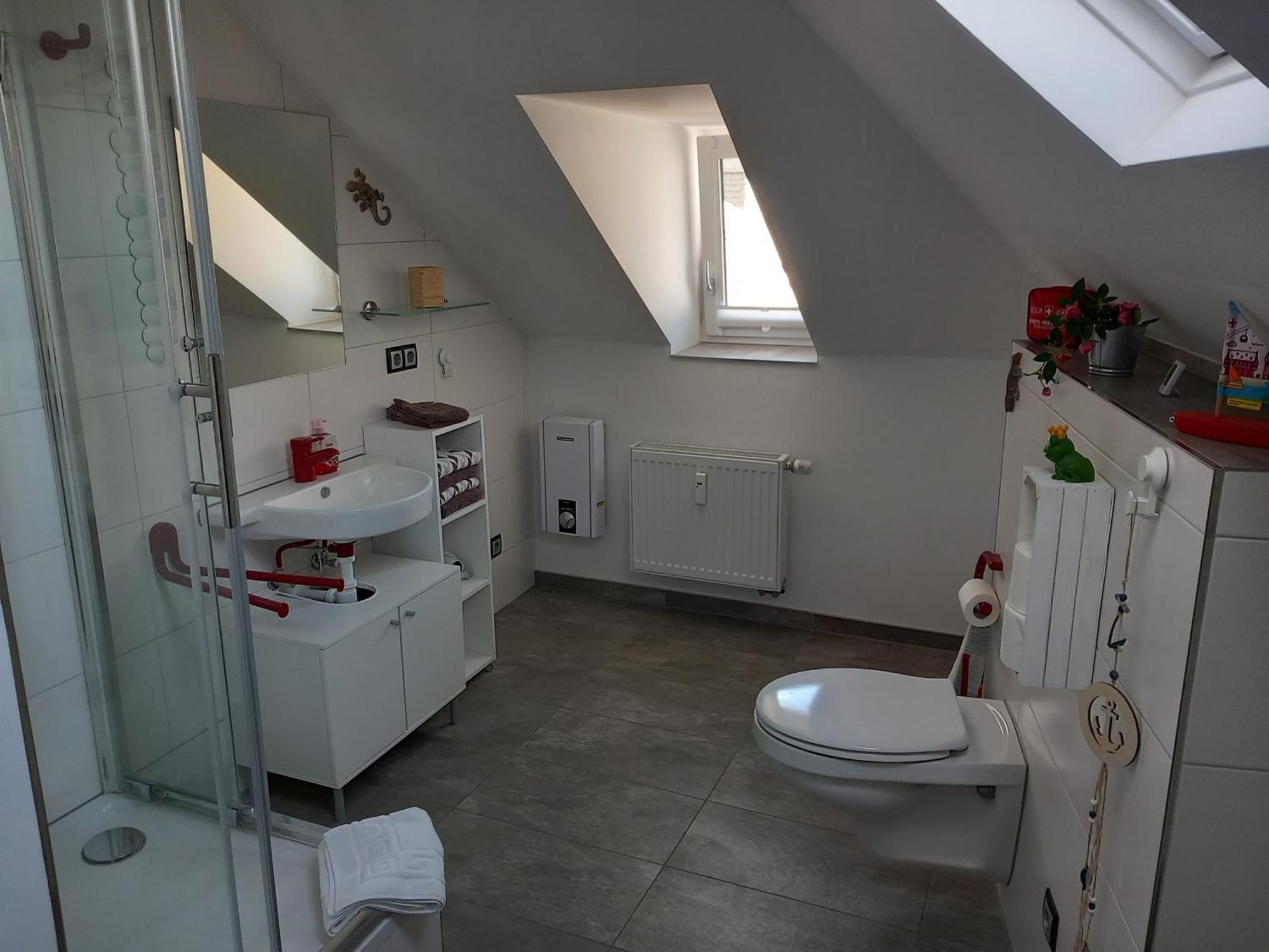 Ferienwohnung Im Roten Haus, Die Therme Ist Fusslaeufig In Wenigen Minuten Erreichbar บัดเอมส์ ภายนอก รูปภาพ